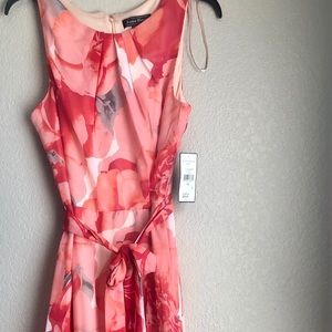 NWT Jessica Howard Maxi Dress